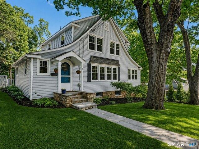 House for sale in Cos Cob, Connecticut