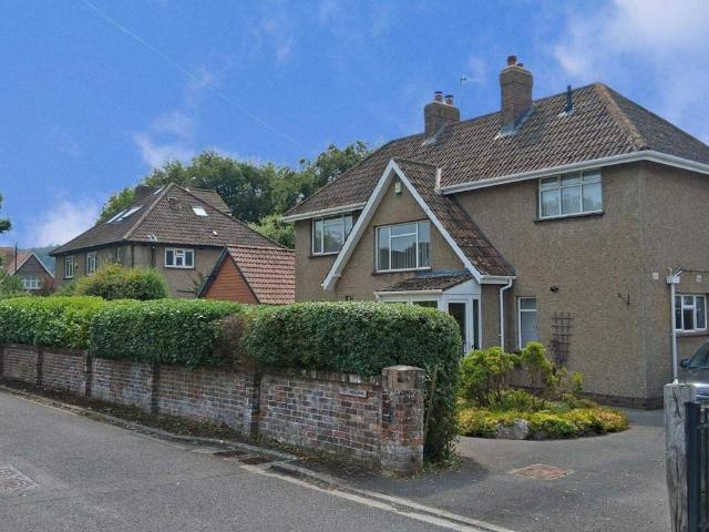 House for rent in Mooseheart, Winscombe
