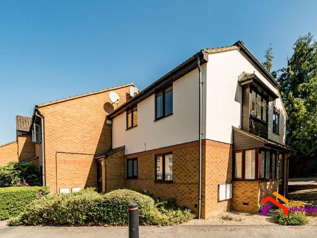 Apartment for rent in Wooburn, Loudwater