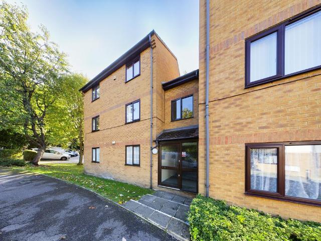 Apartment for rent in Wooburn, Loudwater