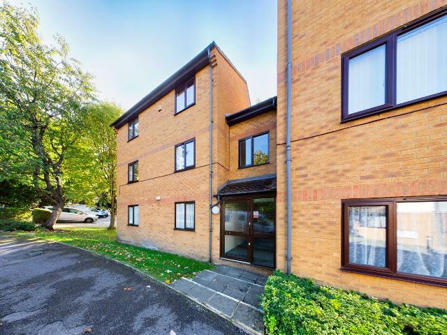 Apartment for rent in Wooburn, Loudwater