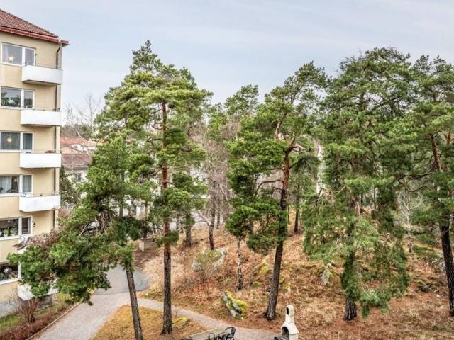 Lägenhet hyra i Farsta stadsdelsområde, Stockholm