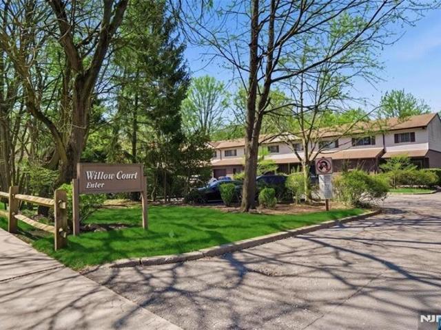 House for sale in Tenafly, New Jersey