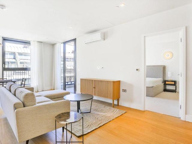 Apartment for rent in Saint Giles, Bloomsbury