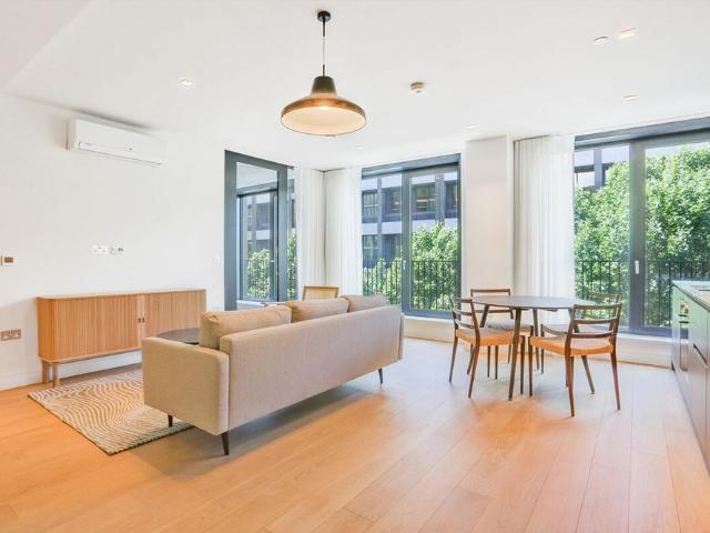 Apartment for rent in Saint Giles, Bloomsbury