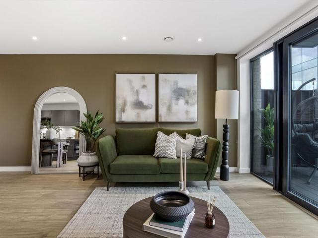 Apartment for rent in London Borough of Hounslow, Strand