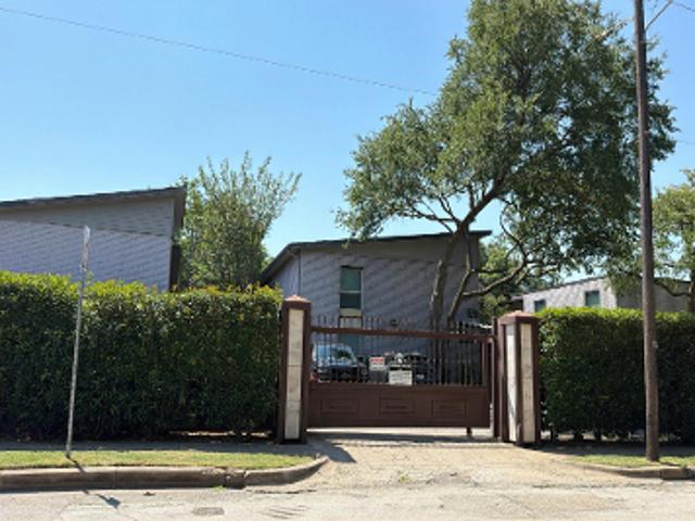 Condo for sale in Dallas, Texas