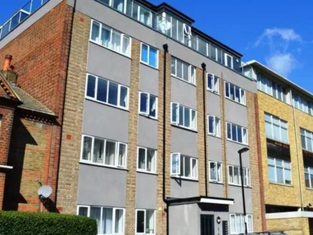 Apartment for rent in London Borough of Lewisham, Lower Sydenham