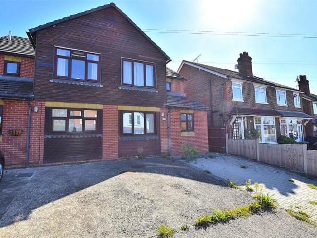 House for rent in Redhill, Reigate and Banstead