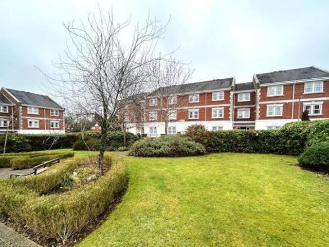 House for rent in Surrey, England