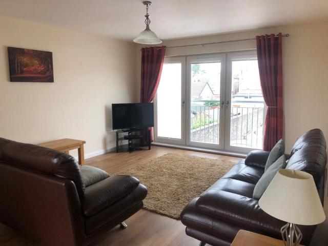 Apartment for rent in West End, Ballindoch