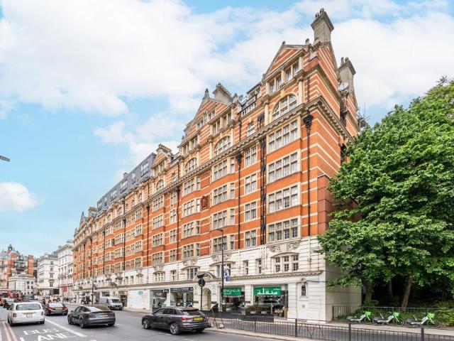 Apartment for rent in Belgravia, Greater London