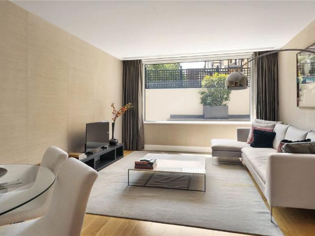 Apartment for rent in Knightsbridge, Greater London