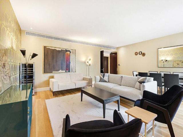 Apartment for rent in Knightsbridge, Greater London