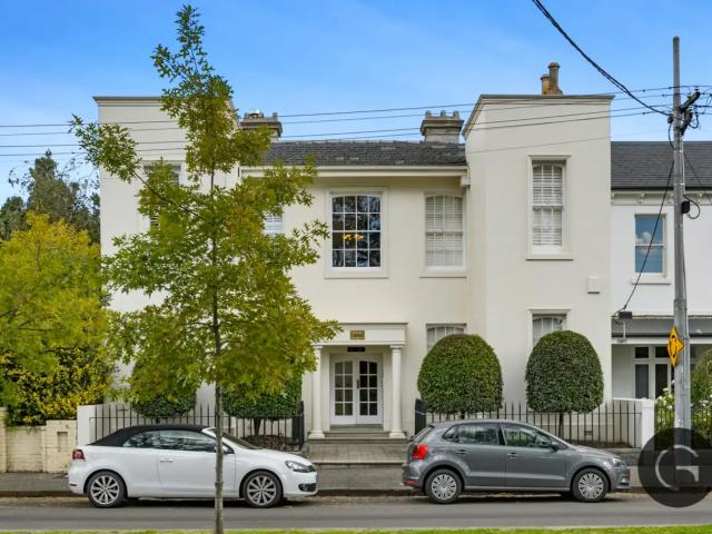 Apartment for rent in East Melbourne, Melbourne