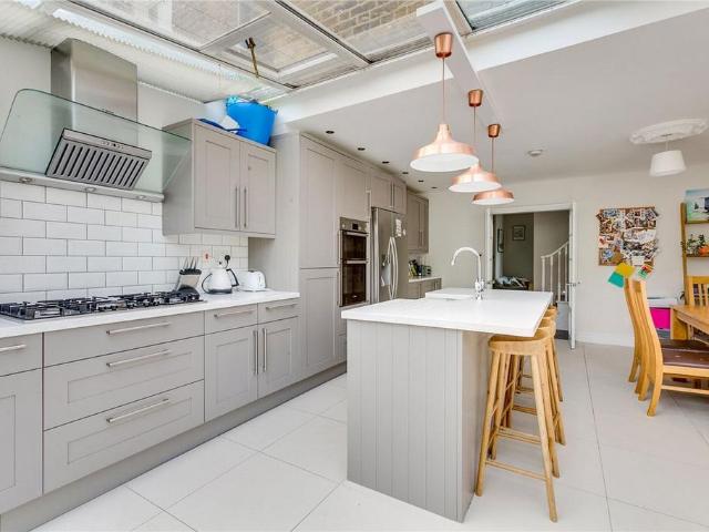 House for rent in West Kensington, Greater London