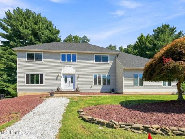 House for sale in Country Hills, Marlboro Township