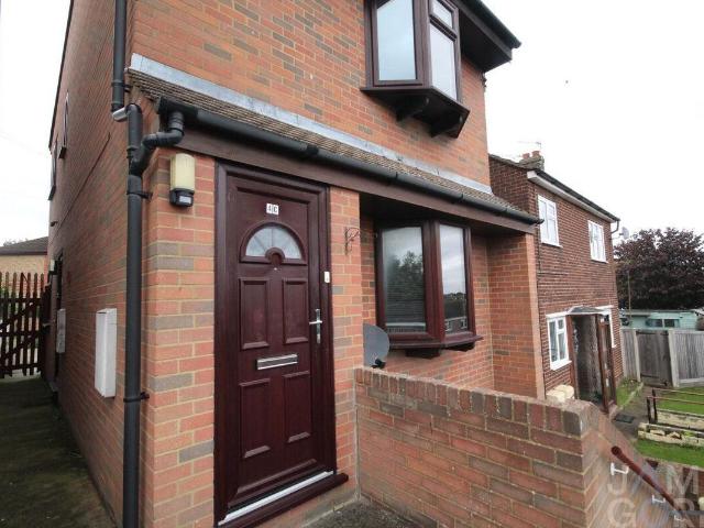 Studio for rent in Greenhithe, Dartford