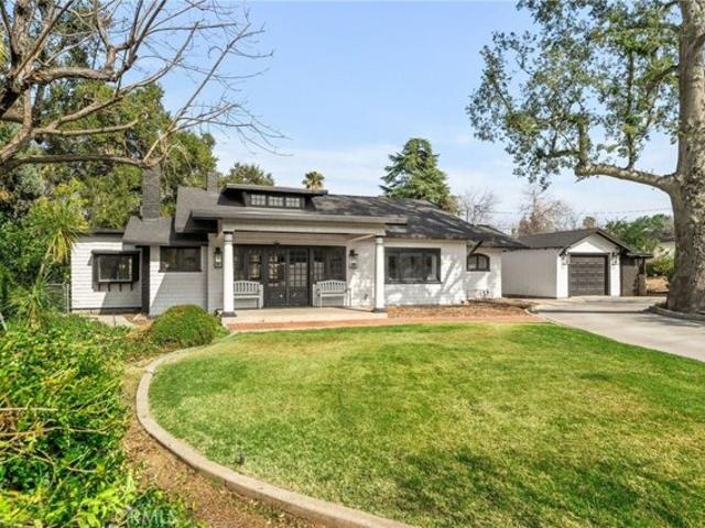 House for sale in Redlands