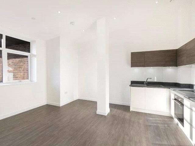 Apartment for rent in Camberley, Surrey Heath