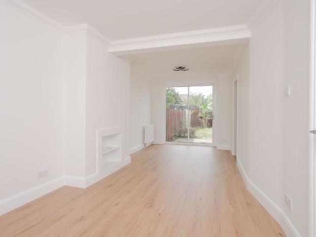 House for rent in Royal Borough of Kingston upon Thames, Greater London