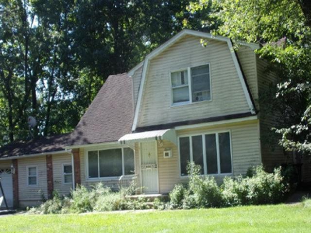 House for sale in Paramus, New Jersey