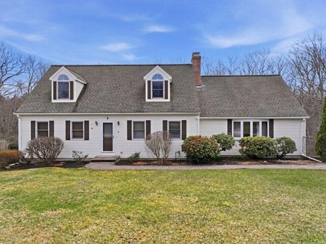 House for sale in Charlton, Massachusetts