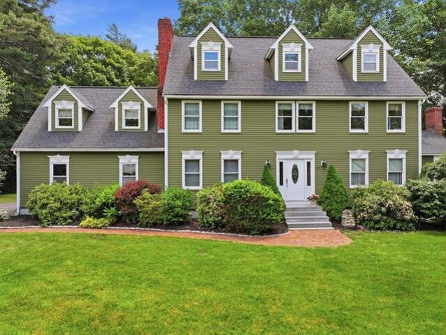 House for sale in Charlton, Massachusetts