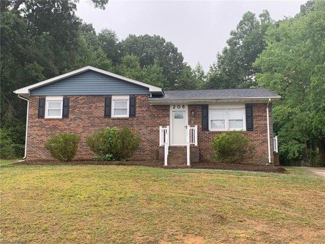 House for sale in Eden