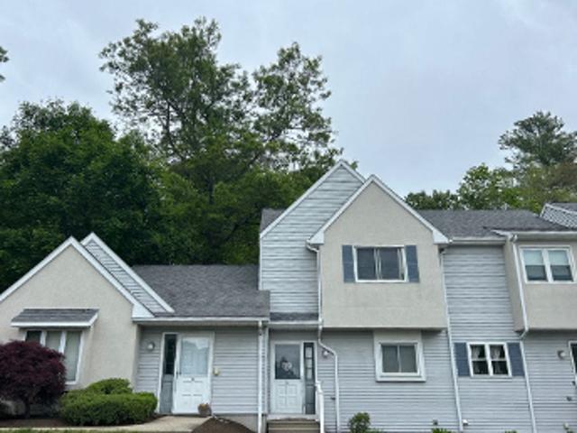 Condo for sale in Putnam, Connecticut