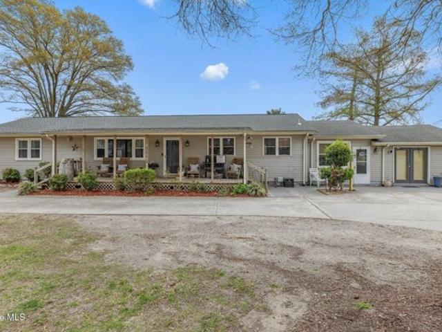 House for sale in Knotts Island