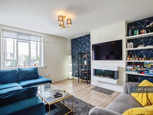 House for rent in Oval, Greater London