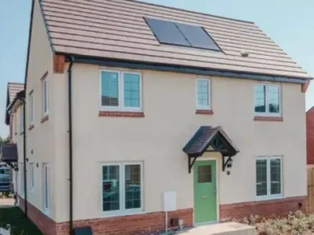 Apartment for rent in Knowsley, Stockbridge Village