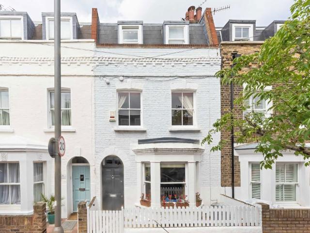 House for rent in Clapham Junction, Greater London