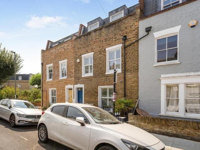 House for rent in Clapham Junction, Greater London