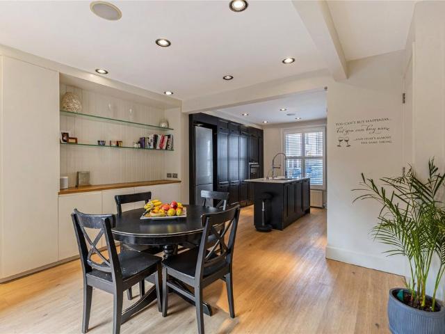 House for rent in Clapham Junction, Greater London