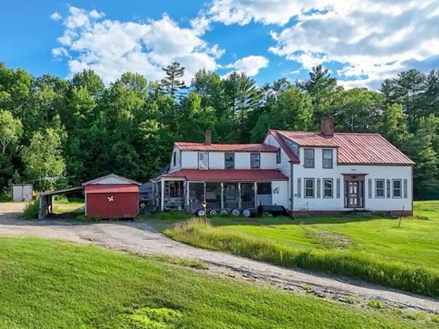 House for sale in Peru, Maine