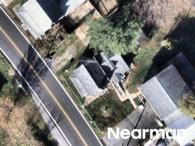 House for sale in Knoxville, Maryland