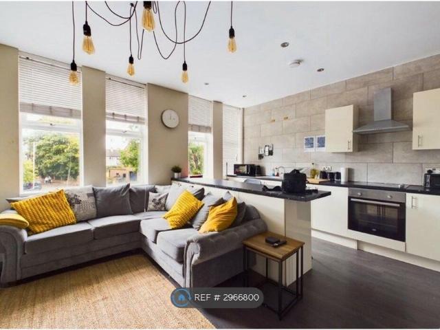 Apartment for rent in Moreton, Wirral