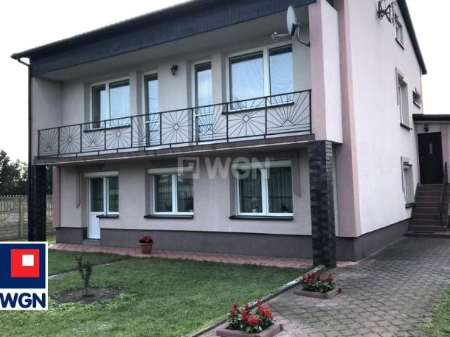 Dom na sprzedaż w Secemin, Świętokrzyskie