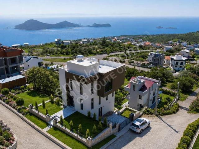 Dikili, İzmir içerisinde satılık Villa