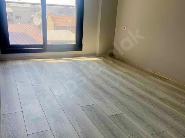 Buca, İzmir içerisinde satılık mülk
