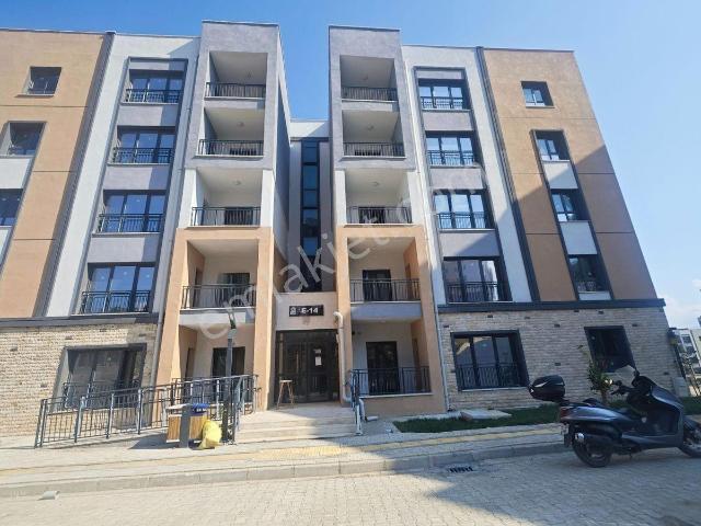 Yukarı Koçören, Defne içerisinde kiralık mülk