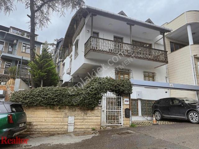 Kadiköy, İstanbul içerisinde satılık Villa