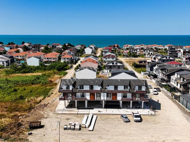 Kocaali içerisinde satılık Villa