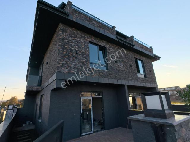 Kocaali, Sakarya içerisinde satılık Villa