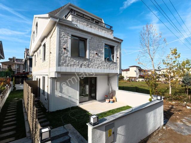 Kocaali, Sakarya içerisinde satılık Villa