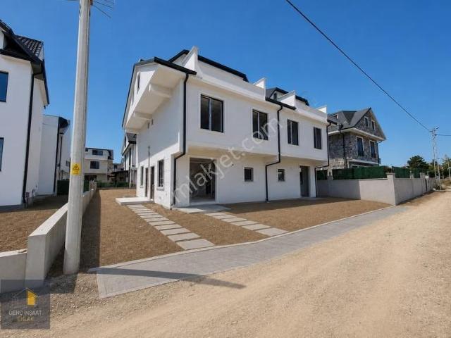 Kocaali, Sakarya içerisinde satılık Villa
