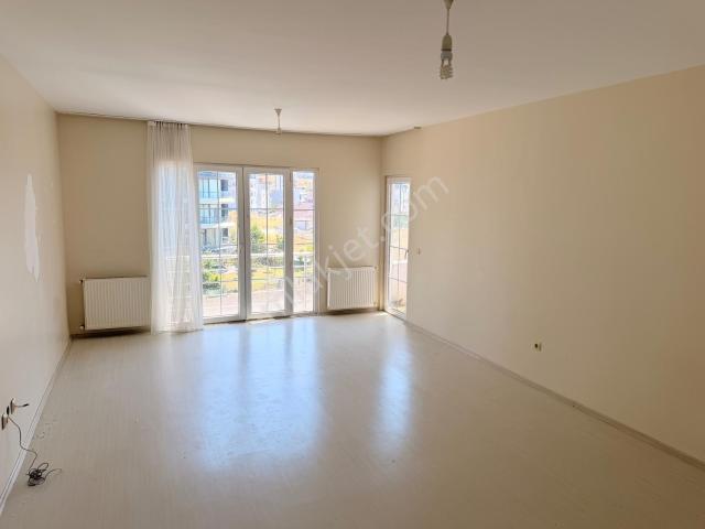Çayirova, Kocaeli içerisinde kiralık mülk