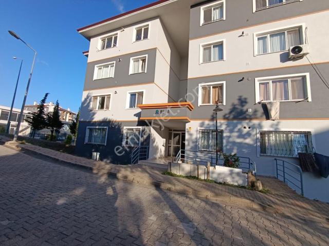 İzmit, Kocaeli içerisinde kiralık mülk